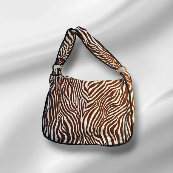 La Perla Zebra Slouch Bag w Bamboo Rings - Picture 10 of 10